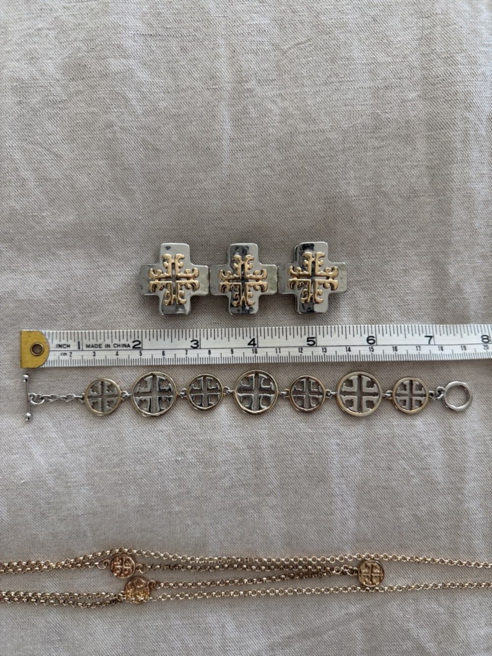 Gold/Silver Tone -Tory Burch costume jewelry 3 piece set. 2 bracelets/1 necklace - Picture 8 of 9